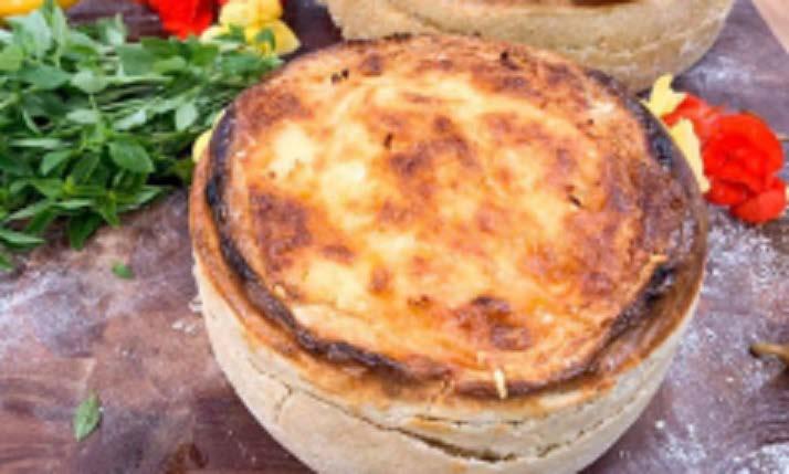 Torta, pizza, lasanha ou tudo junto e misturado?