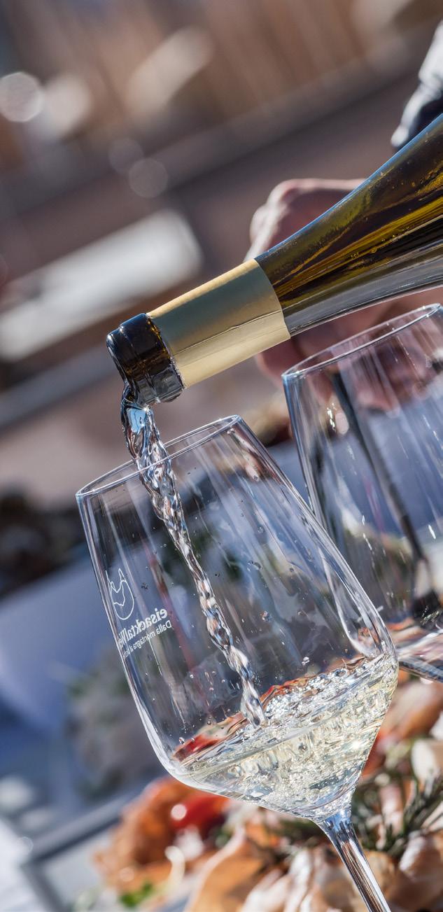 Cover for W wie Wein Tipps der Önologin Fenja Hinz