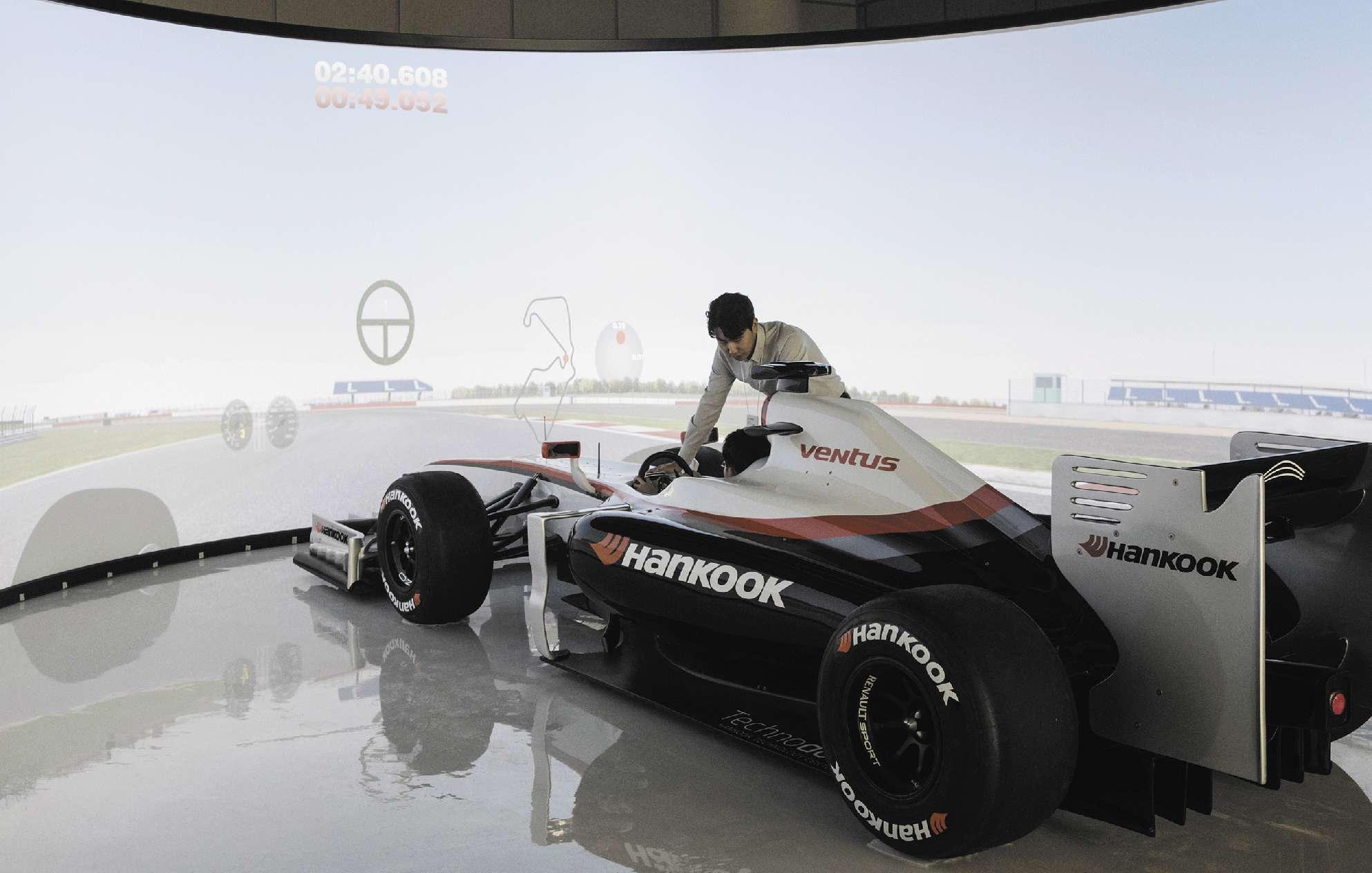 Cover for Hankook’s technical foundation: With 90