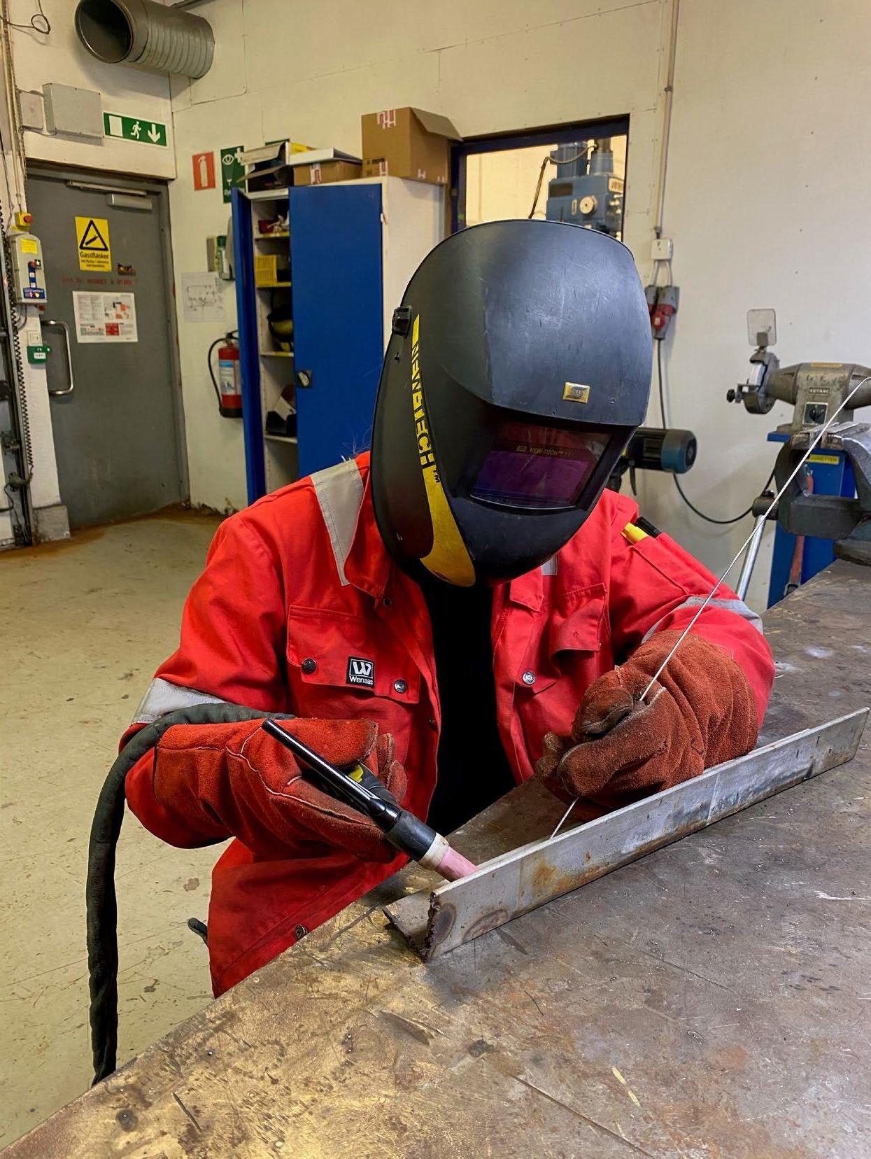 INDUSTRIMEKANIKERLÆRLING