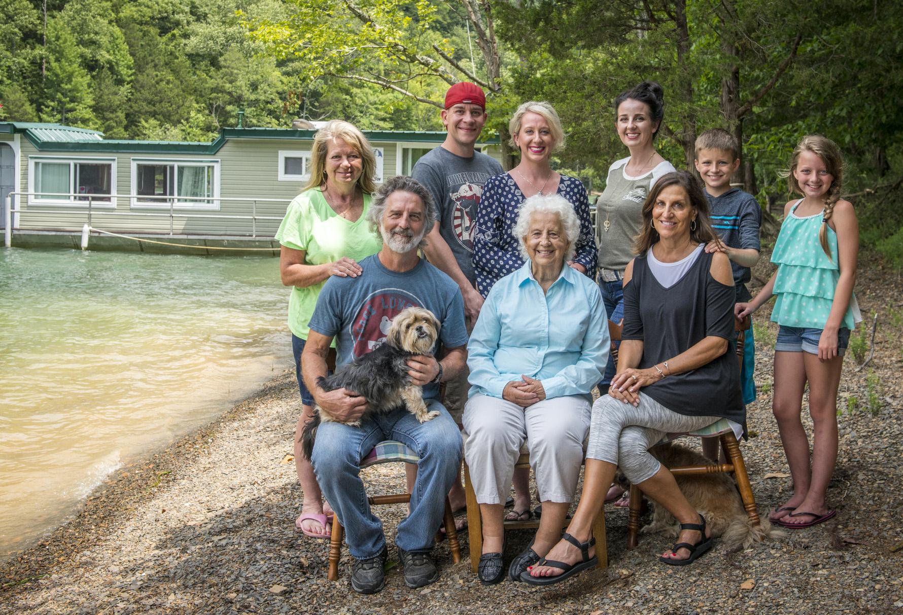 Dale Hollow Lake Explorer - Visitors Guide 2018 by Dale Hollow Lake  Explorer - Issuu