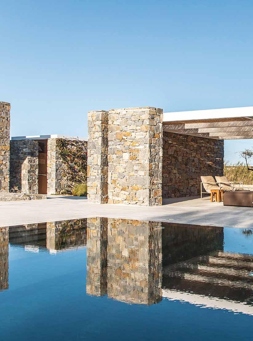 Cover for HOME Μια κατοικία στην Πάρο