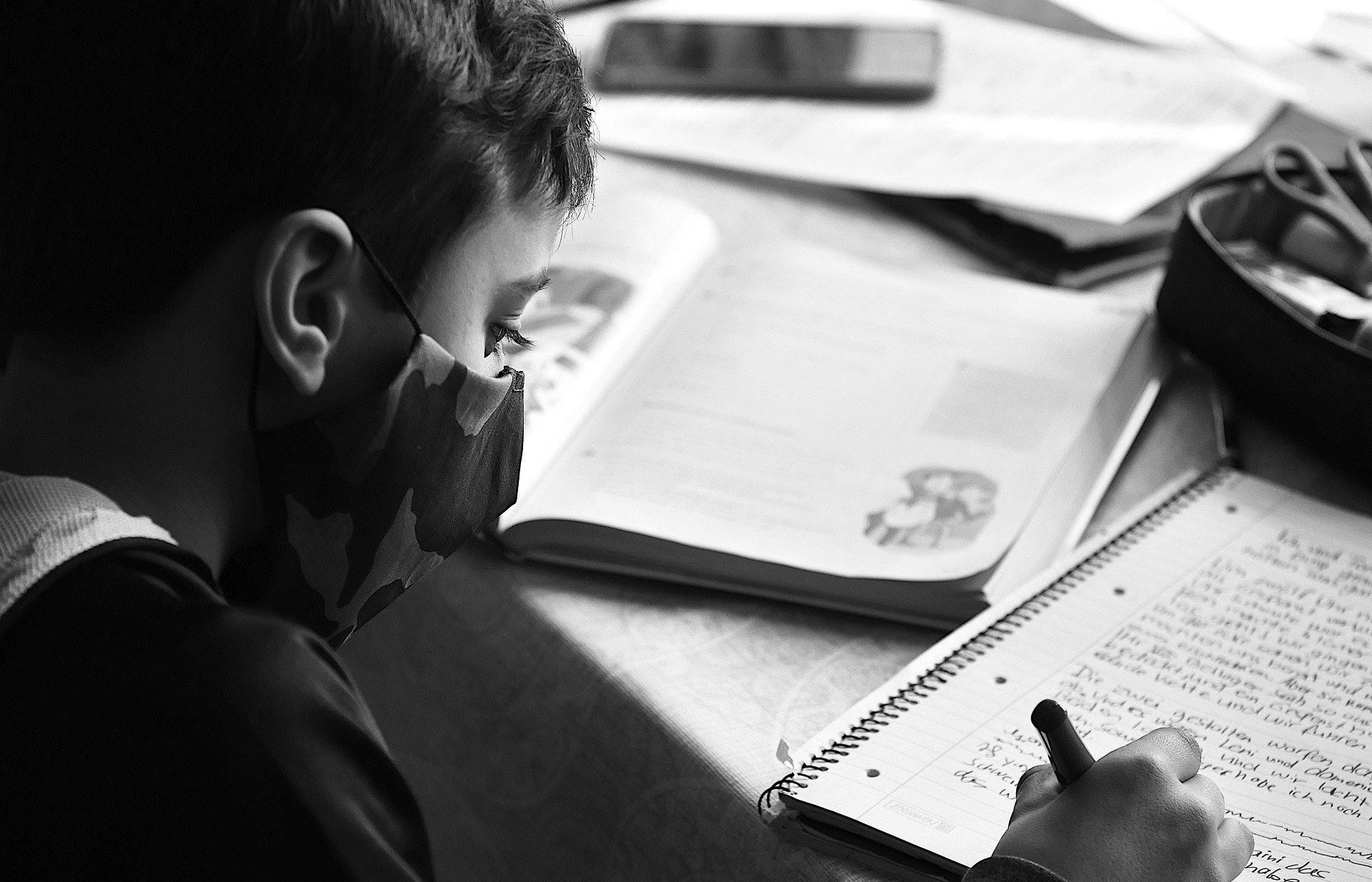 Cover for OPINIONS EDITORIAL