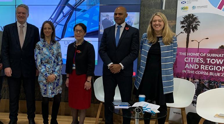 Cover for Plans to clean up the city’s air