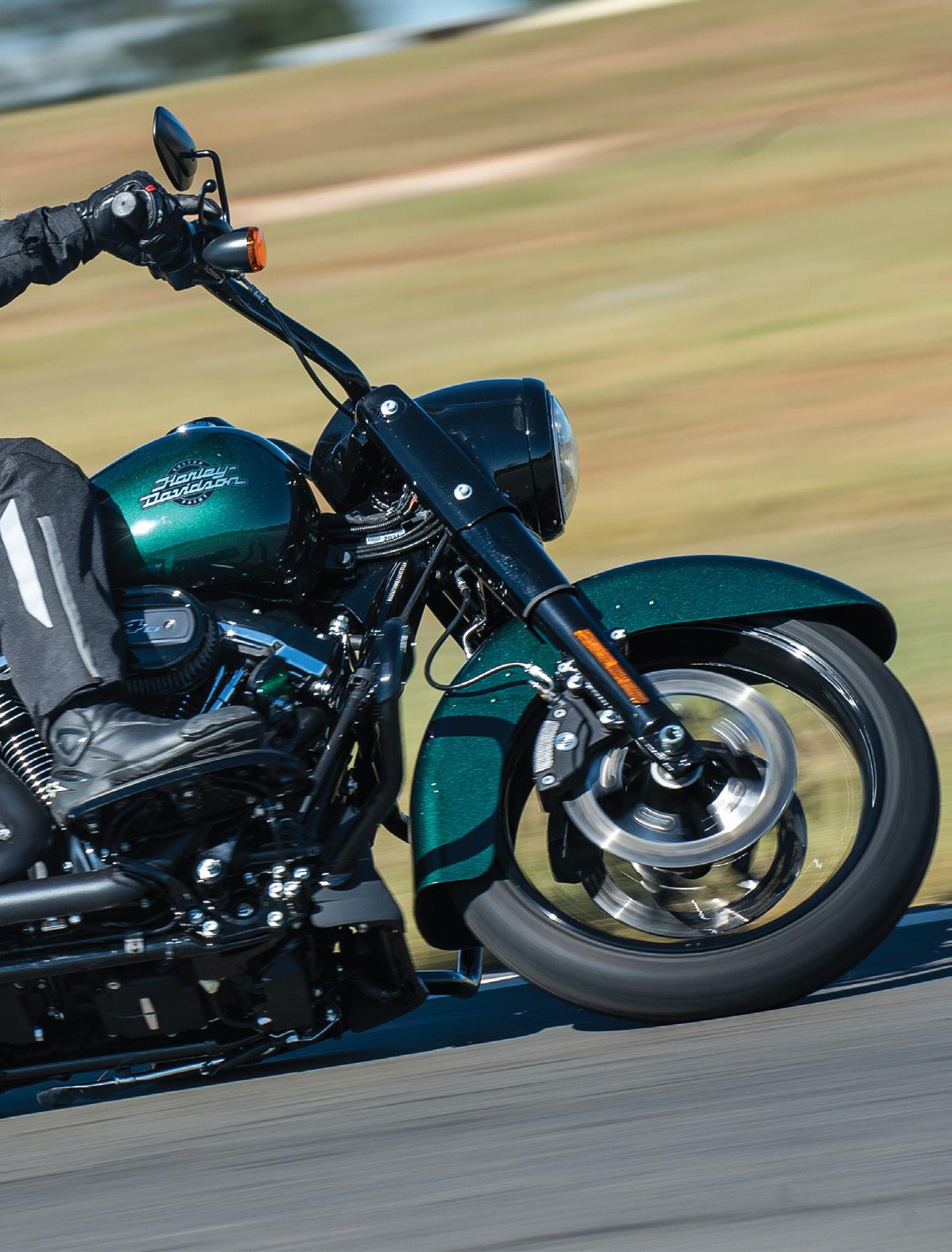 Harley-Davidson Road King - Issuu