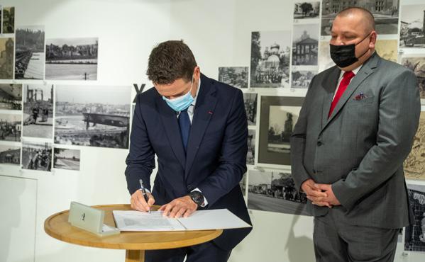 Cover for New Bridge On The Vistula River