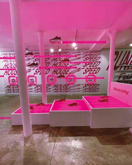 Cover for I Lancio global a Parigi per le nuove Endorphin di Saucony