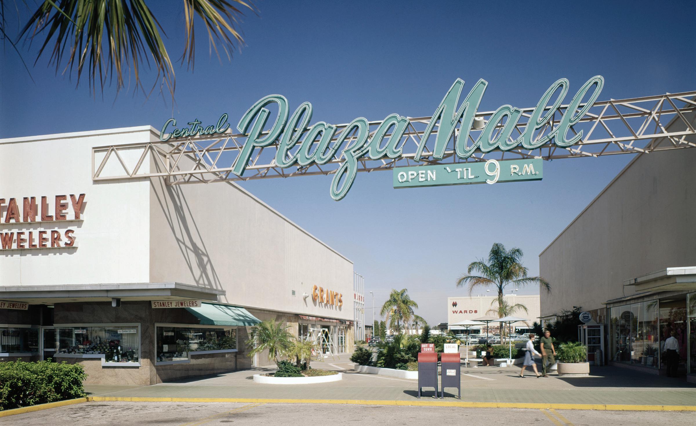 Cover for Remembering Goose Pond: From Prairie Lake to Retail Space