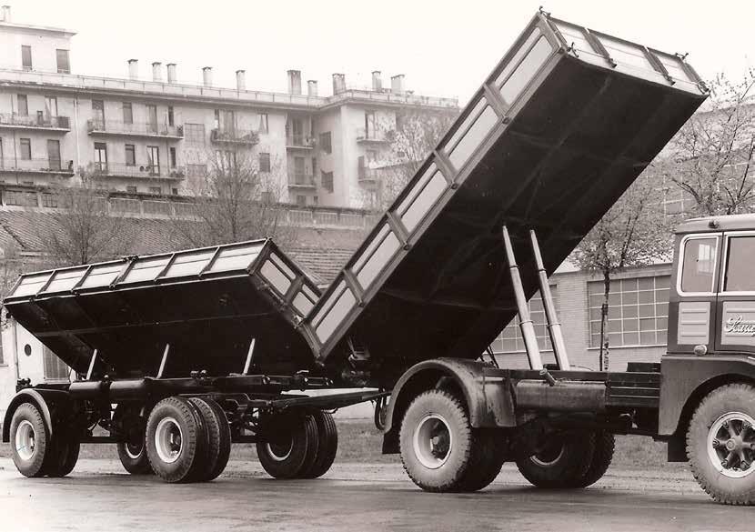 Cover for BUON COMPLEANNO 682