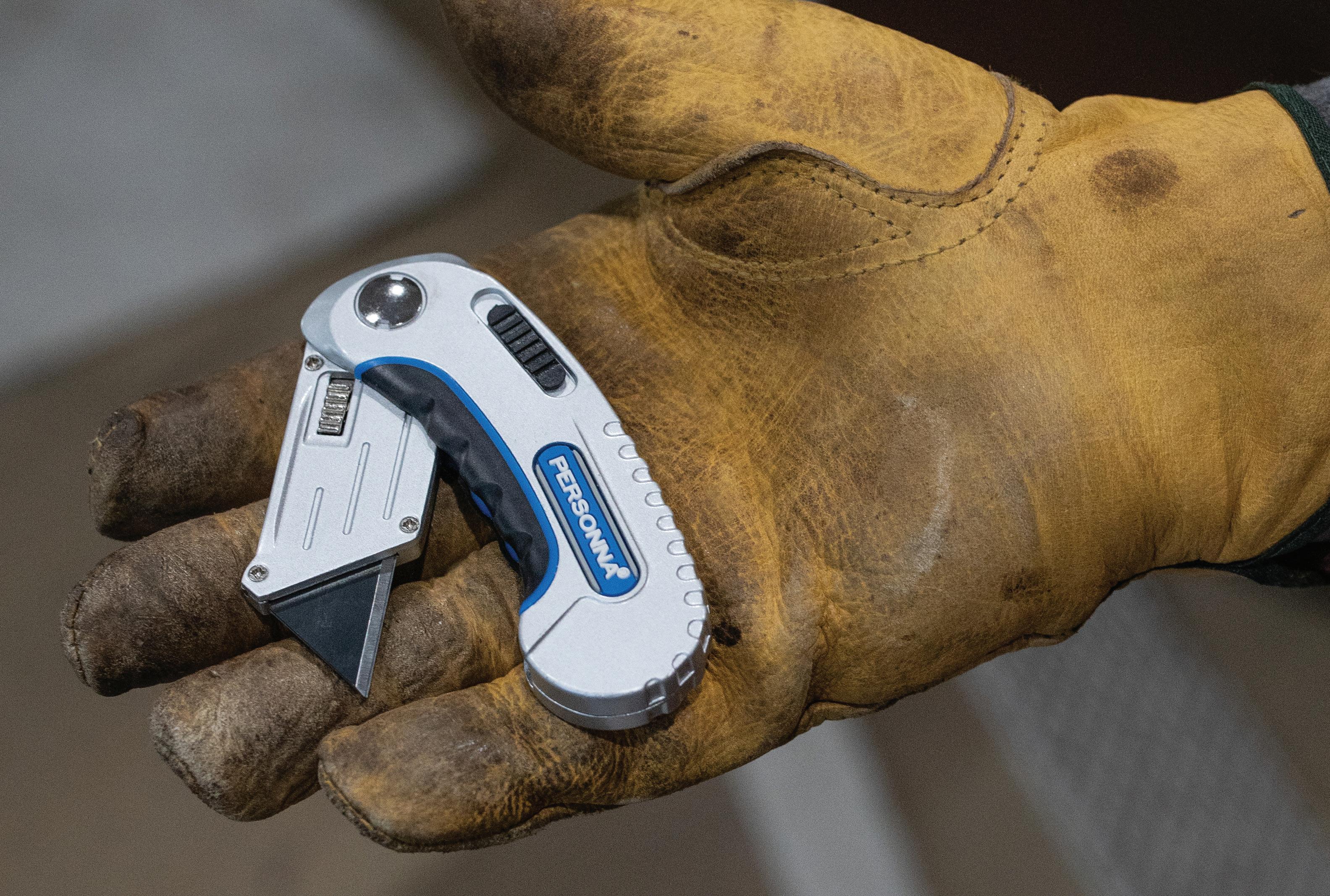 Personna® Flooring Catalog 2022 by AccuTec Company Issuu