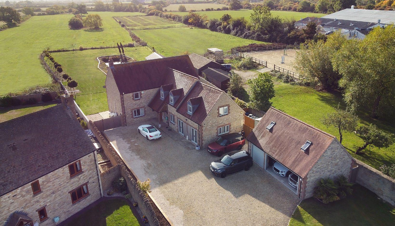 Elm Tree Close, Bicester, OX25 by Luxury Property Partners Issuu