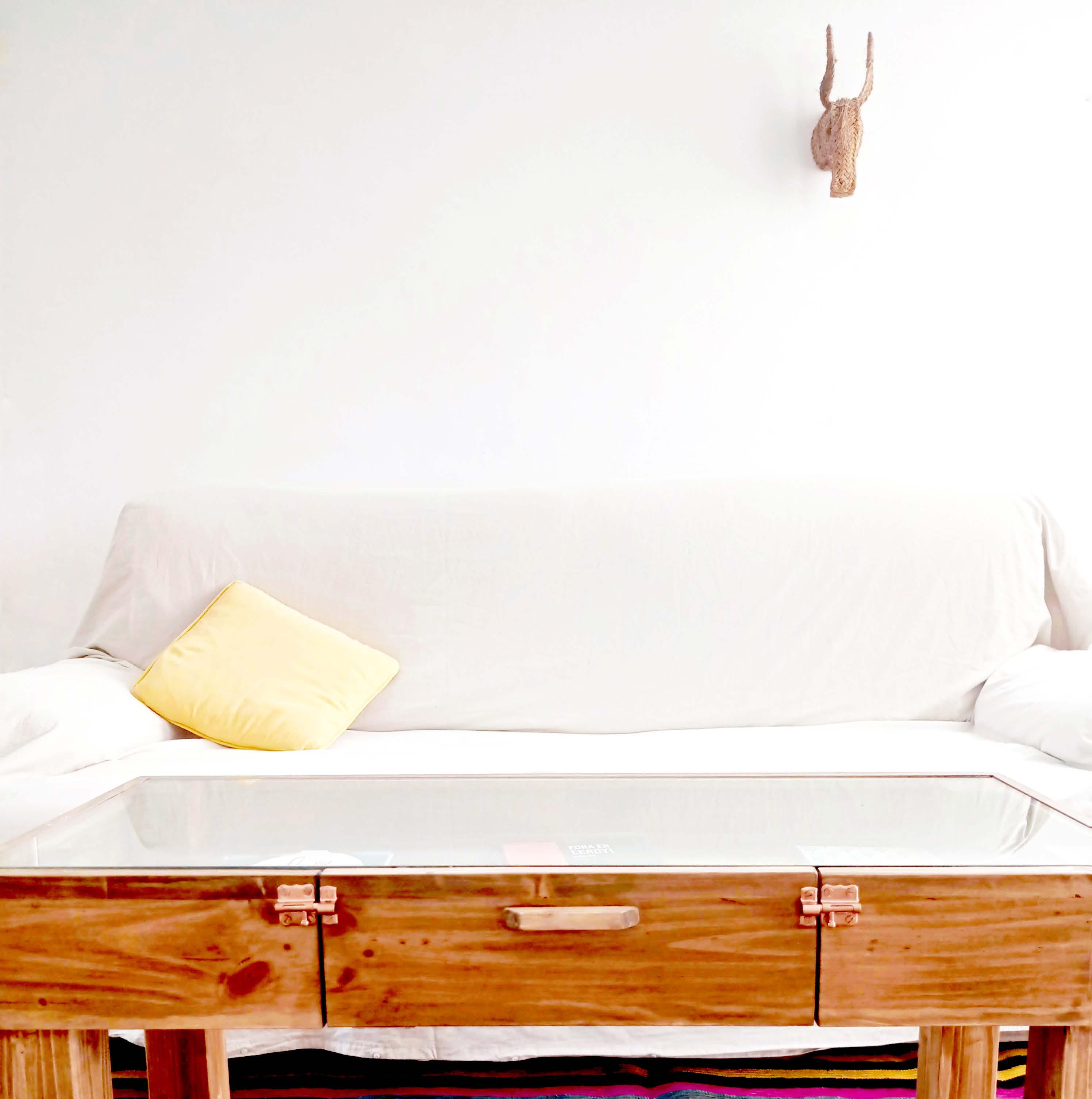 Catálogo mobiliario artesanal para salón comedor "Con hechura" by