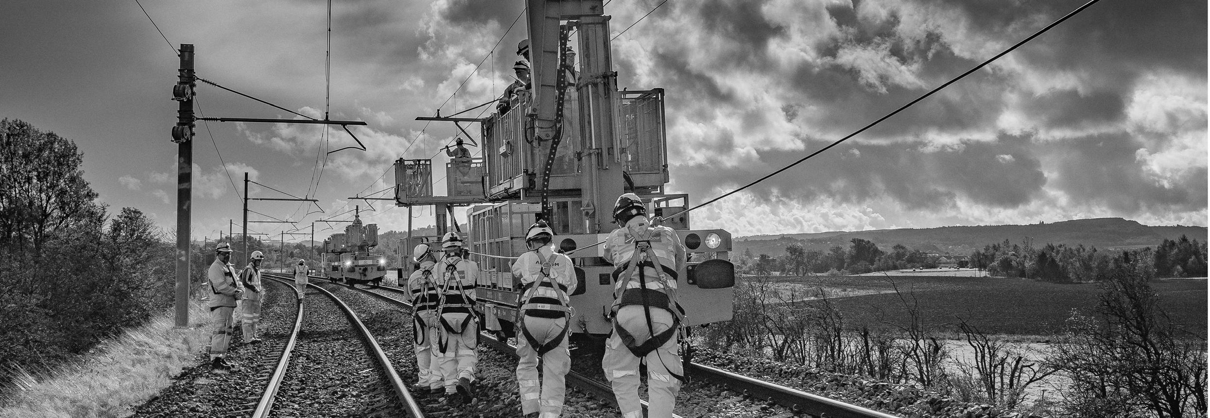 Cost effective minimum clearance electrification PWI technical conference