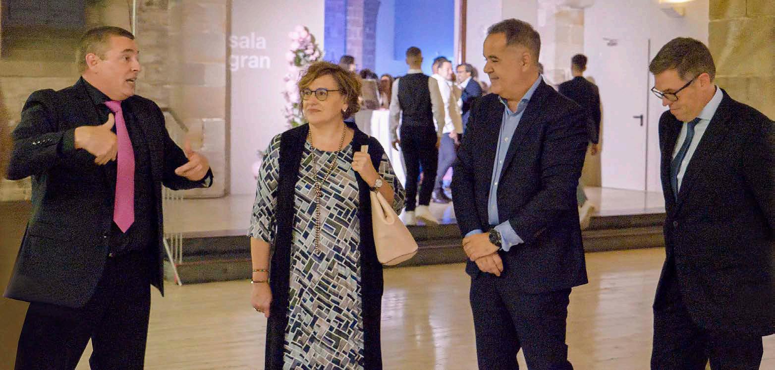 Cover for Perfumerías Facial y Droguerías Hnos. Martín