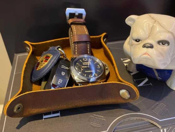 Luxury Watch Stand Aussie Wrist Watch by Leather Watch Roll Aussie