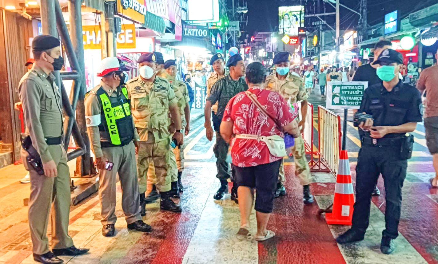 Central Phuket becomes Thailand's first shopping centre with herd immunity