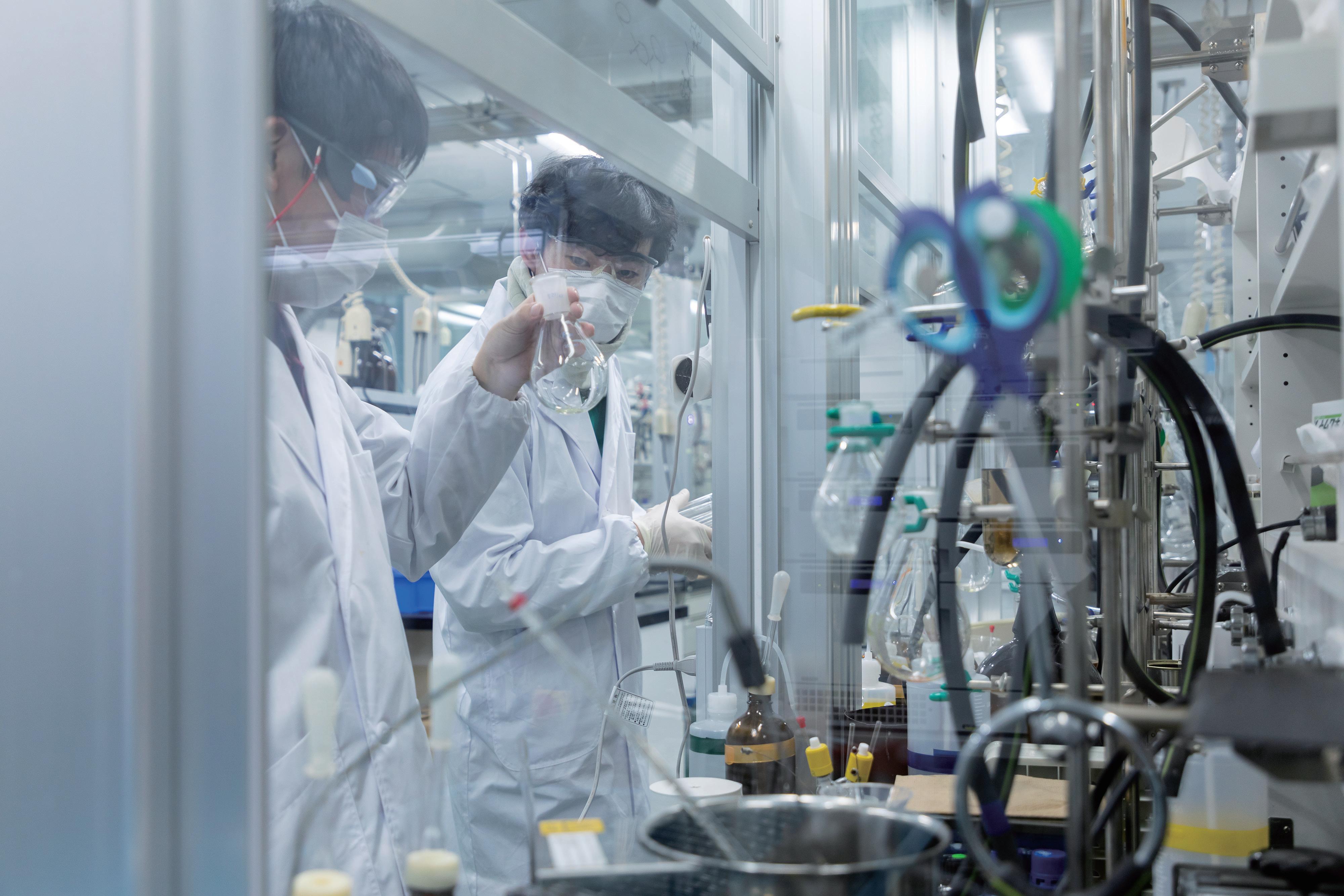 WPI-ICReDD — Hokkaido University Integrated Report 2022