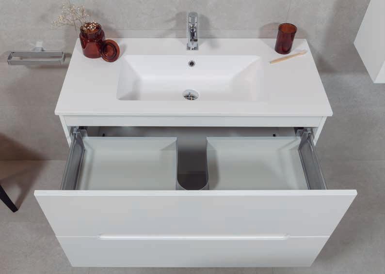 GARDEN  Mueble bajo lavabo de pie Mueble bajo lavabo de pie simple de  roble con toallero By Gaia Mobili