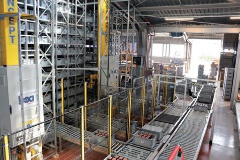 Cover for Du goods-to-man au goods-to-robot