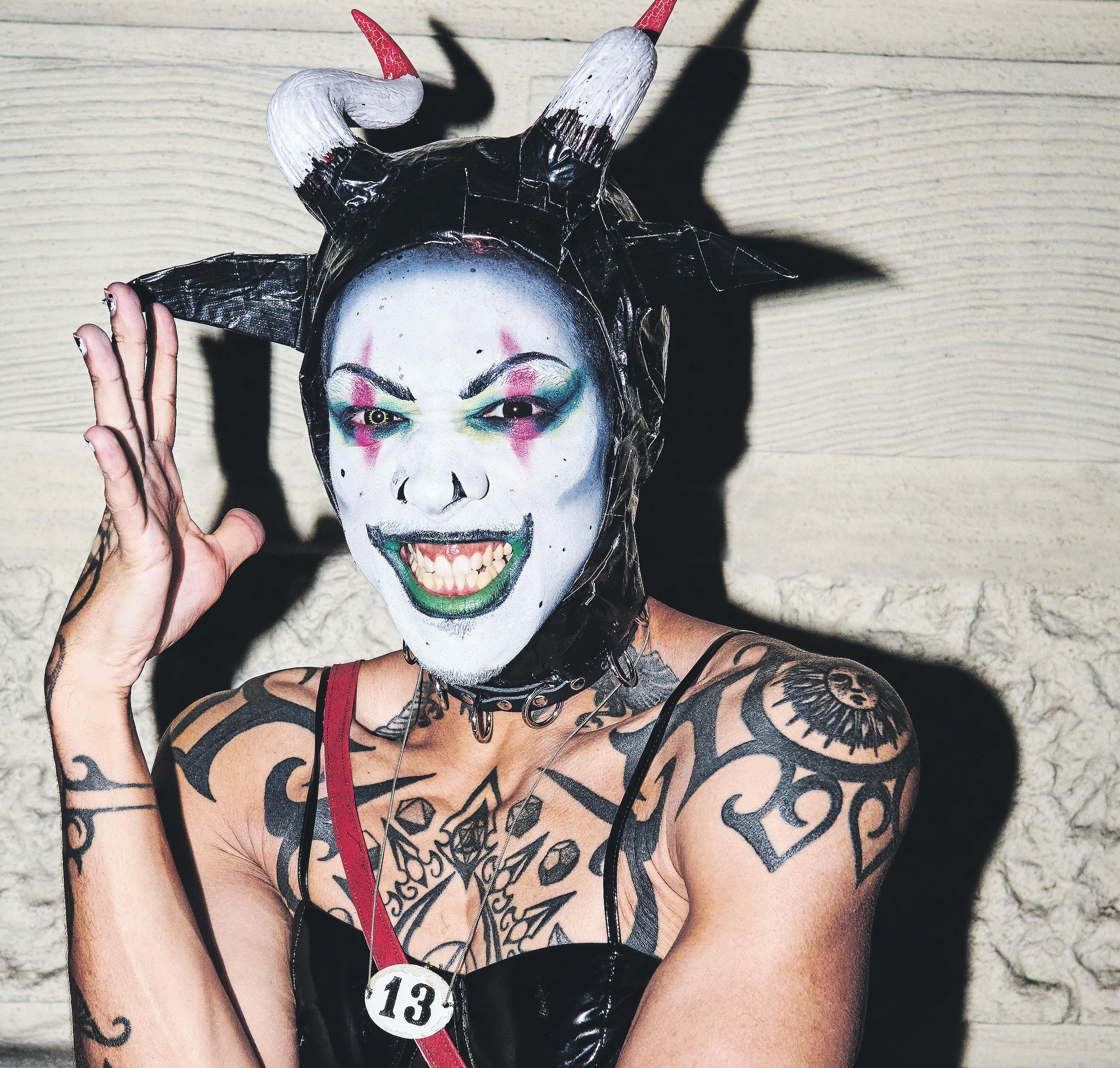 Yosh bir guruh porno eski fohisha