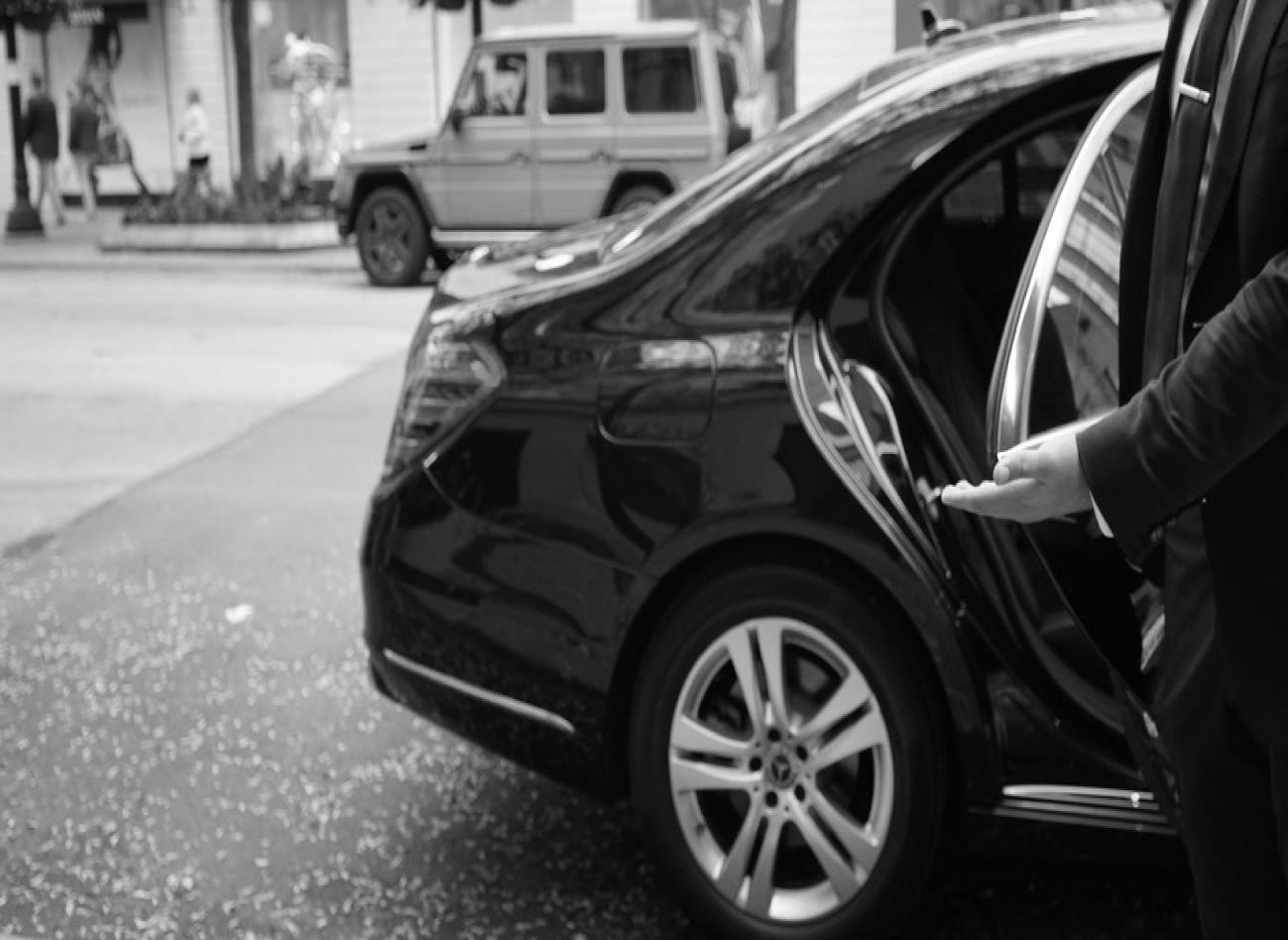 Hinsdale Car Service by Hinsdaleblackcar Issuu