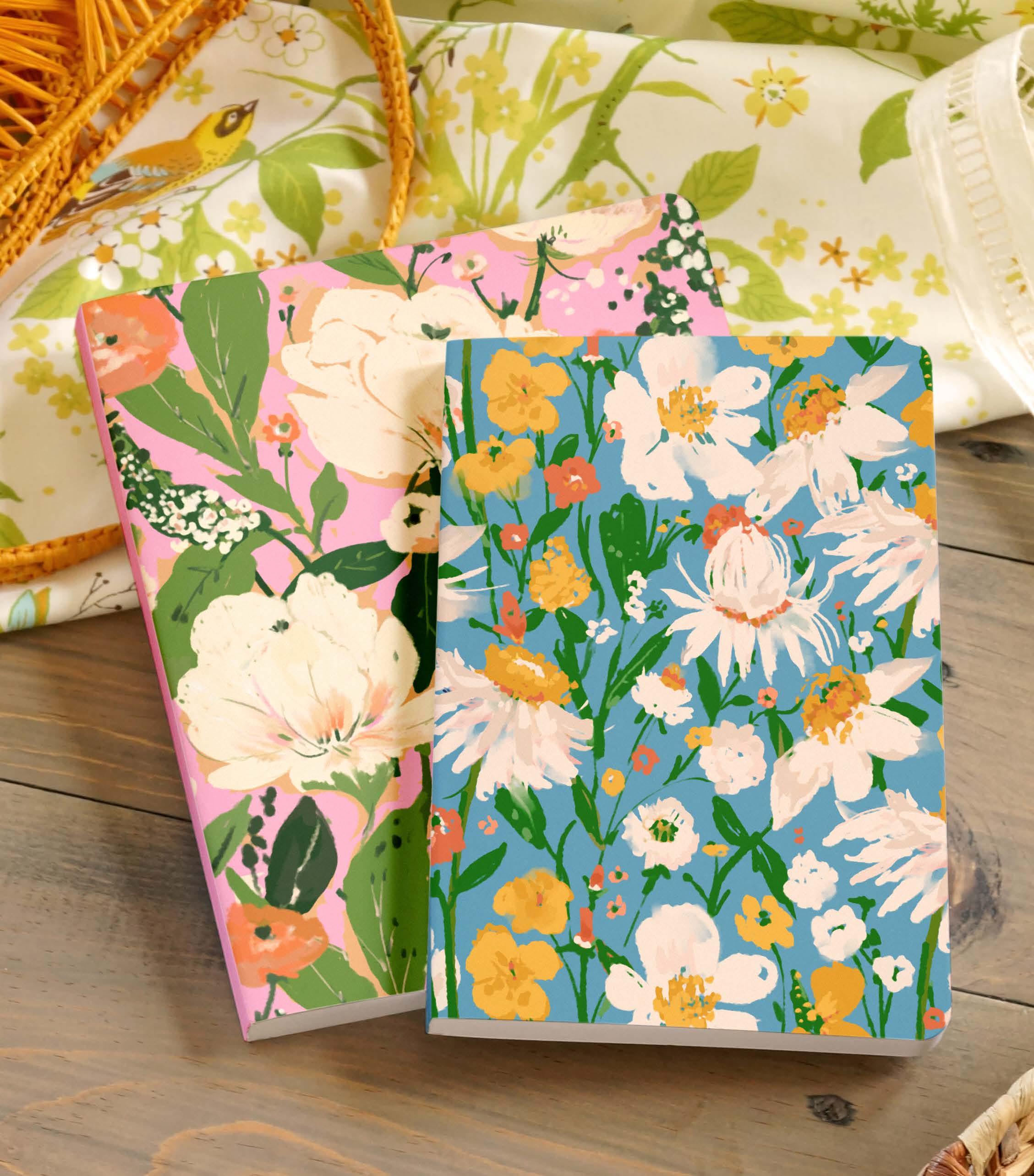 FLOWERY SKETCH BOOK: Pretty Floral Large Blank Sketchbook For Girls and  Women, 120 Pages, 8.5 x 11, For Drawing, Sketching, Doodling and Coloring