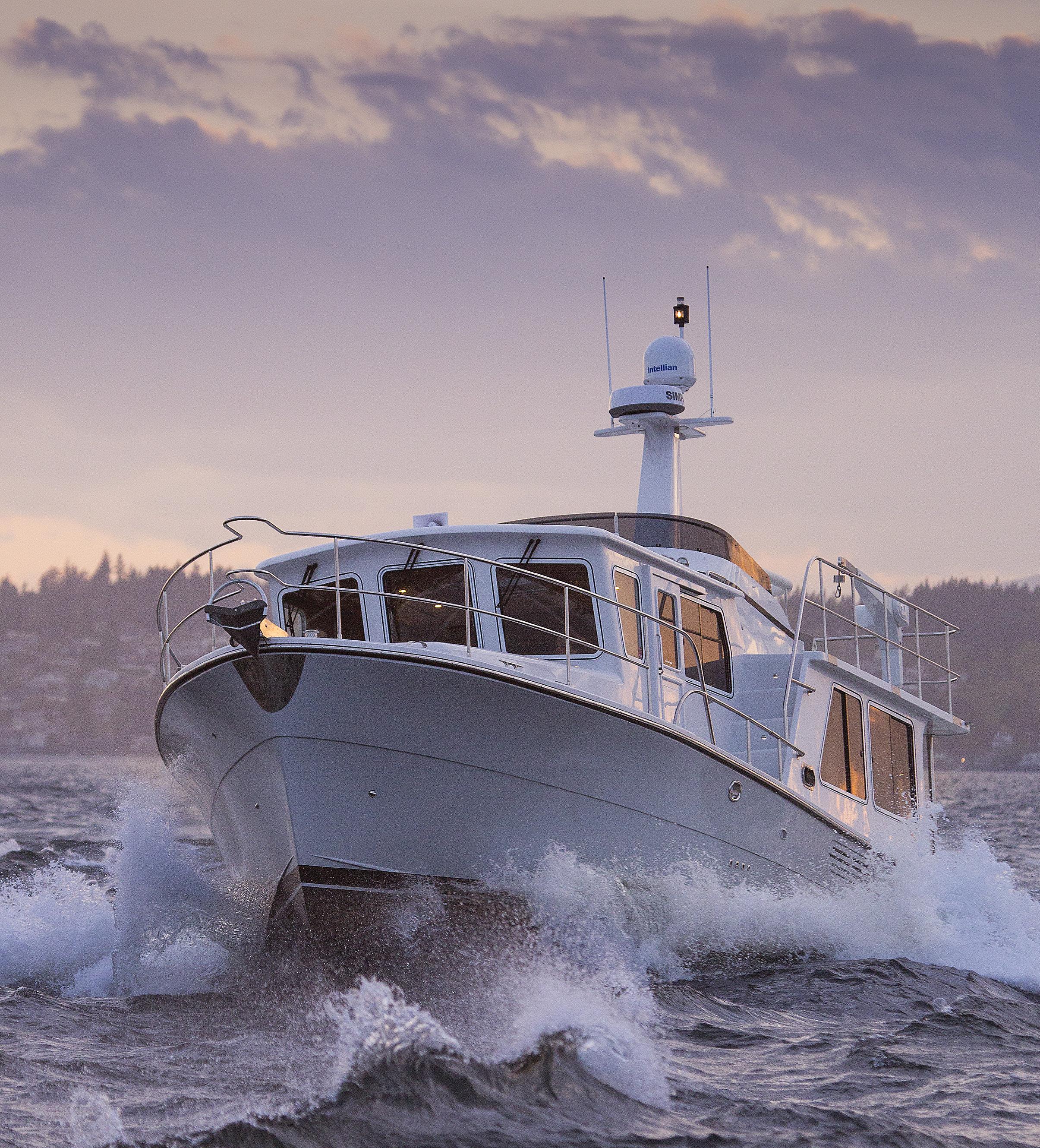 Maui officials: Luxury yacht that ran aground at marine sanctuary