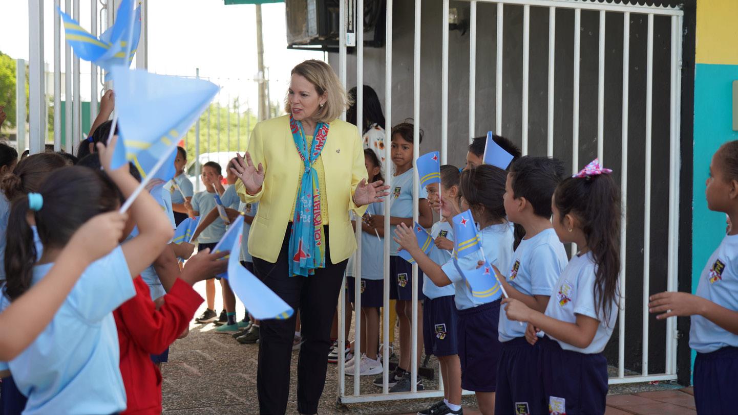 Cover for COLEGIO ORA UBAO A RICIBI BISHITA DI PROME MINISTER