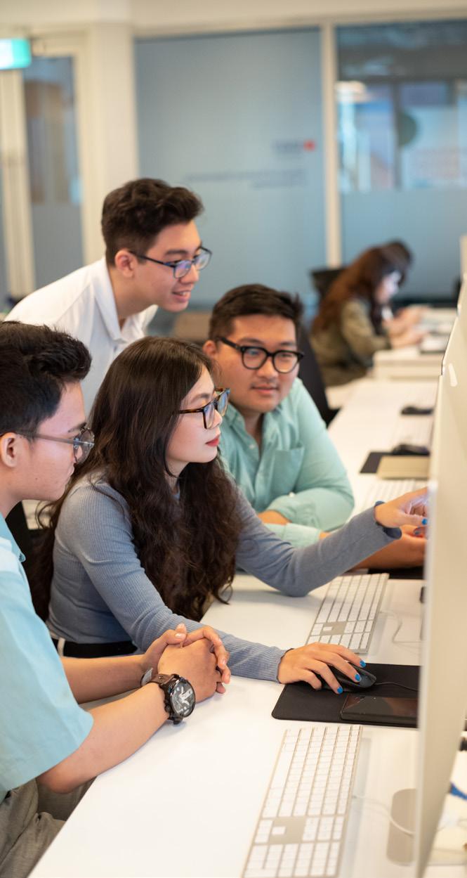 [RMIT] Postgraduate Guide 2023 by RMIT University Vietnam Hanoi