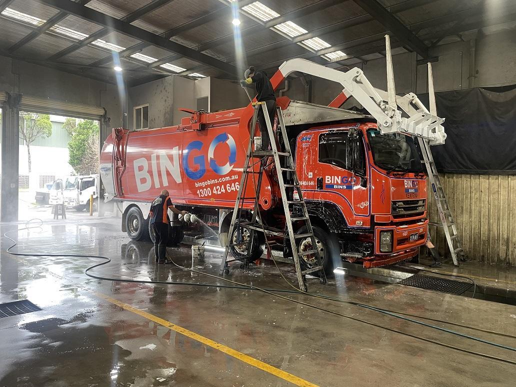 What To Anticipate When Using A Truck Wash Service? by truck shine Issuu