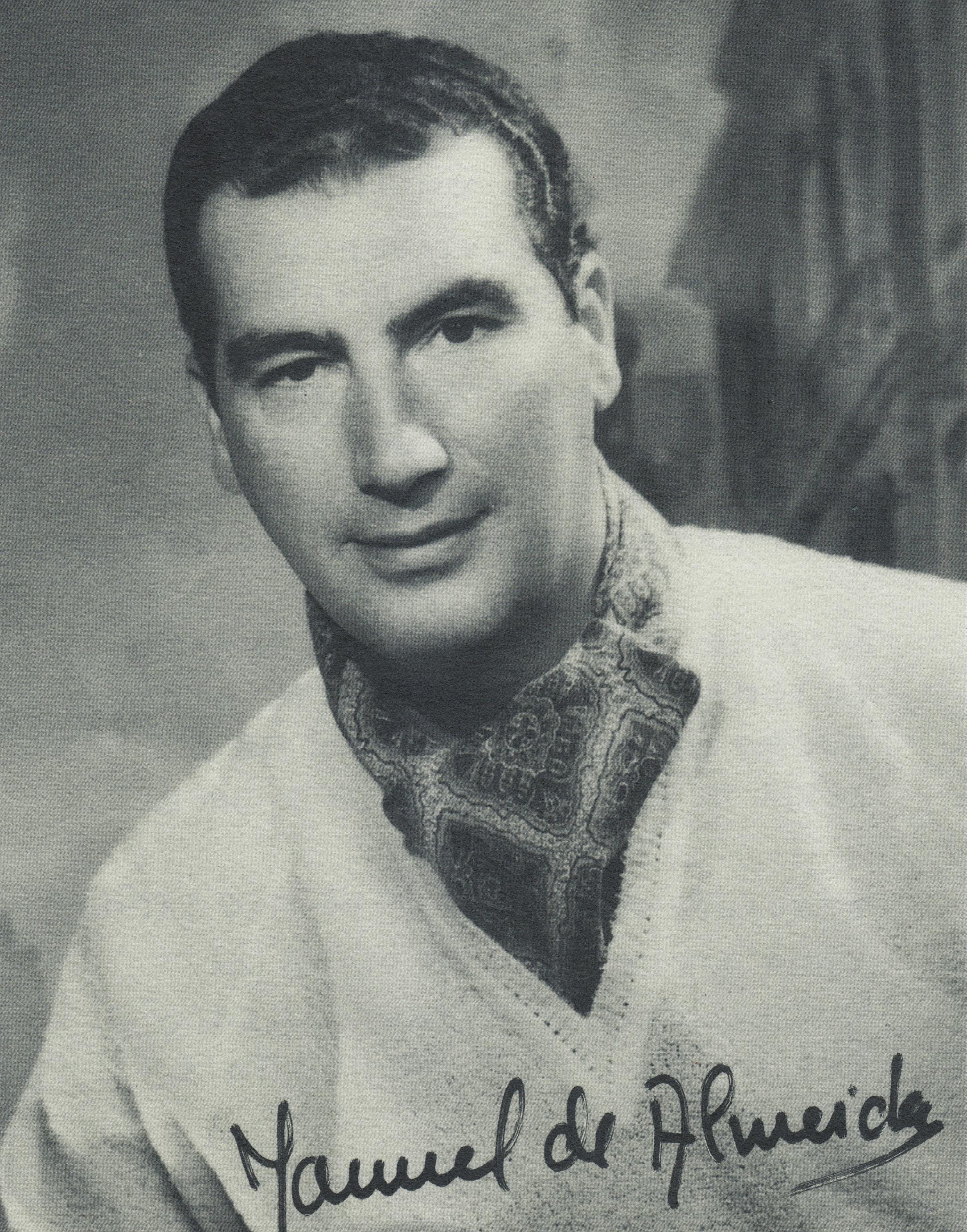 Eu Fadista Me Confesso Fotobiografia de Manuel de Almeida by Museu do