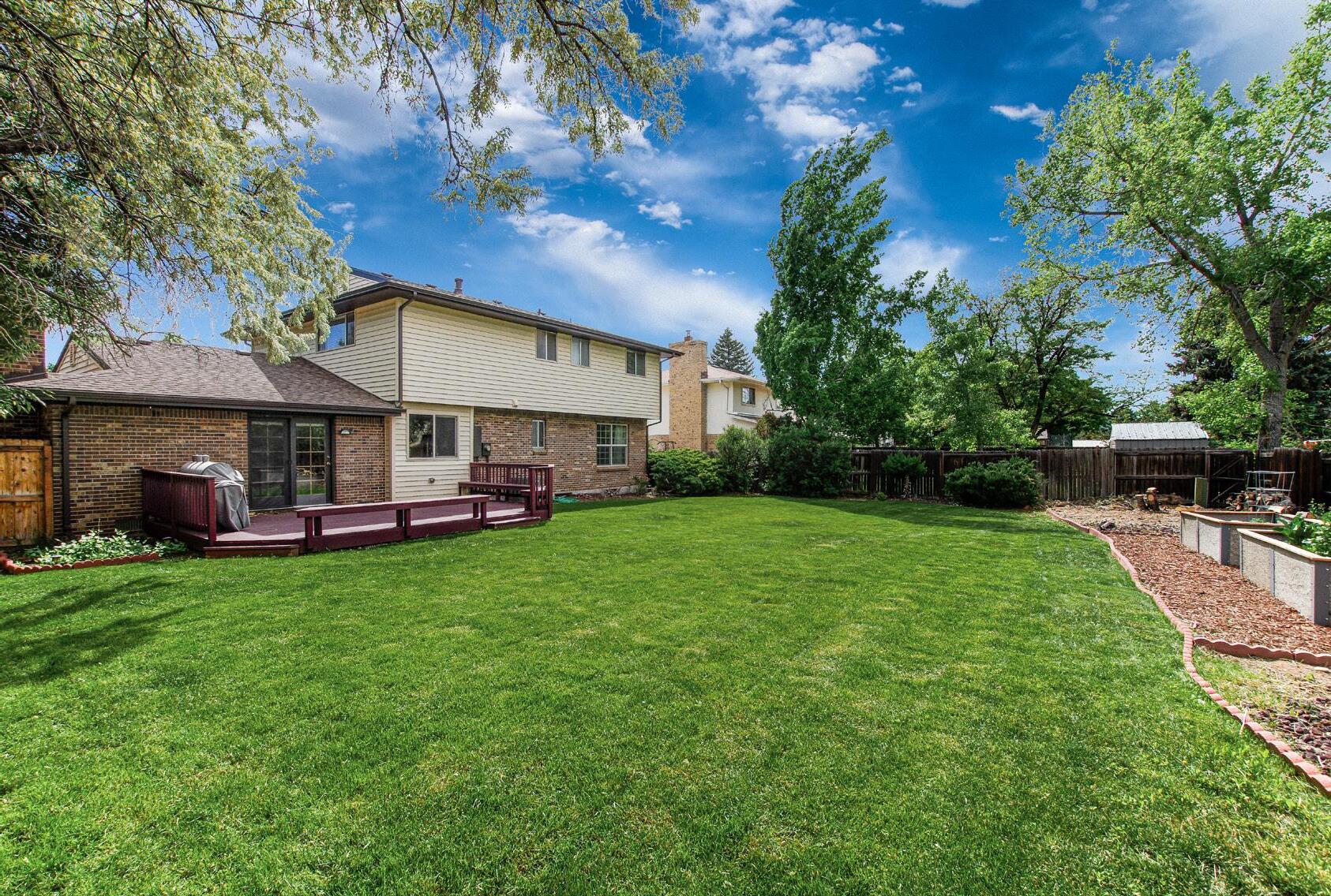 Kristi Bringle SouthGlenn 11X17 NL 29425 JAN23_SAMPLE by REAL