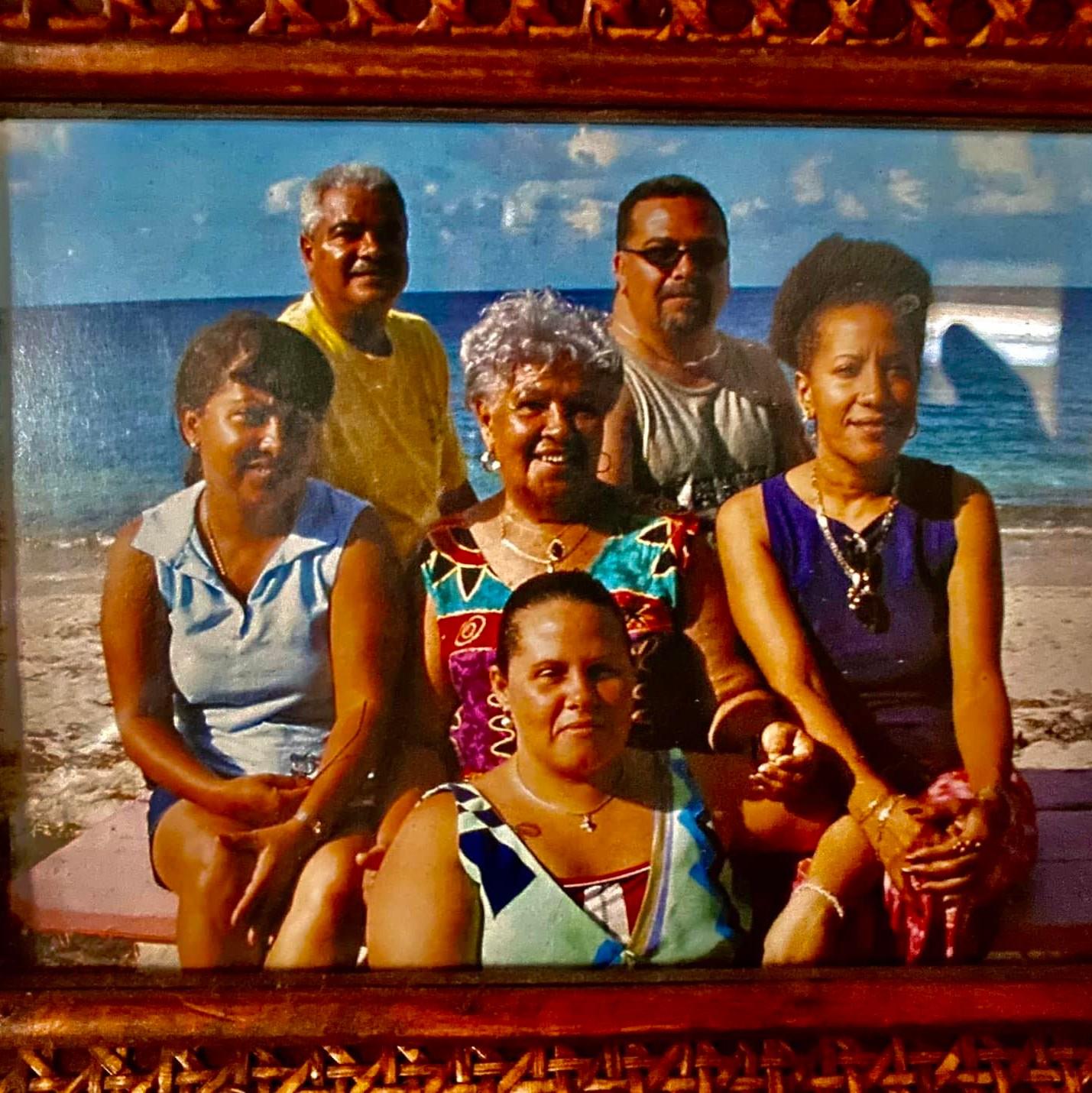 Maria Aurora Encarnacion Memorial Booklet 2023 by Jeaiza Quiñones