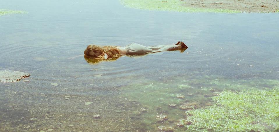 Cover for L’Eau et les Rêves: N NAO and the (Literal) Sounds of Spring Multidisciplinary Artist Experiments with Natural Soundscapes on Debut Album