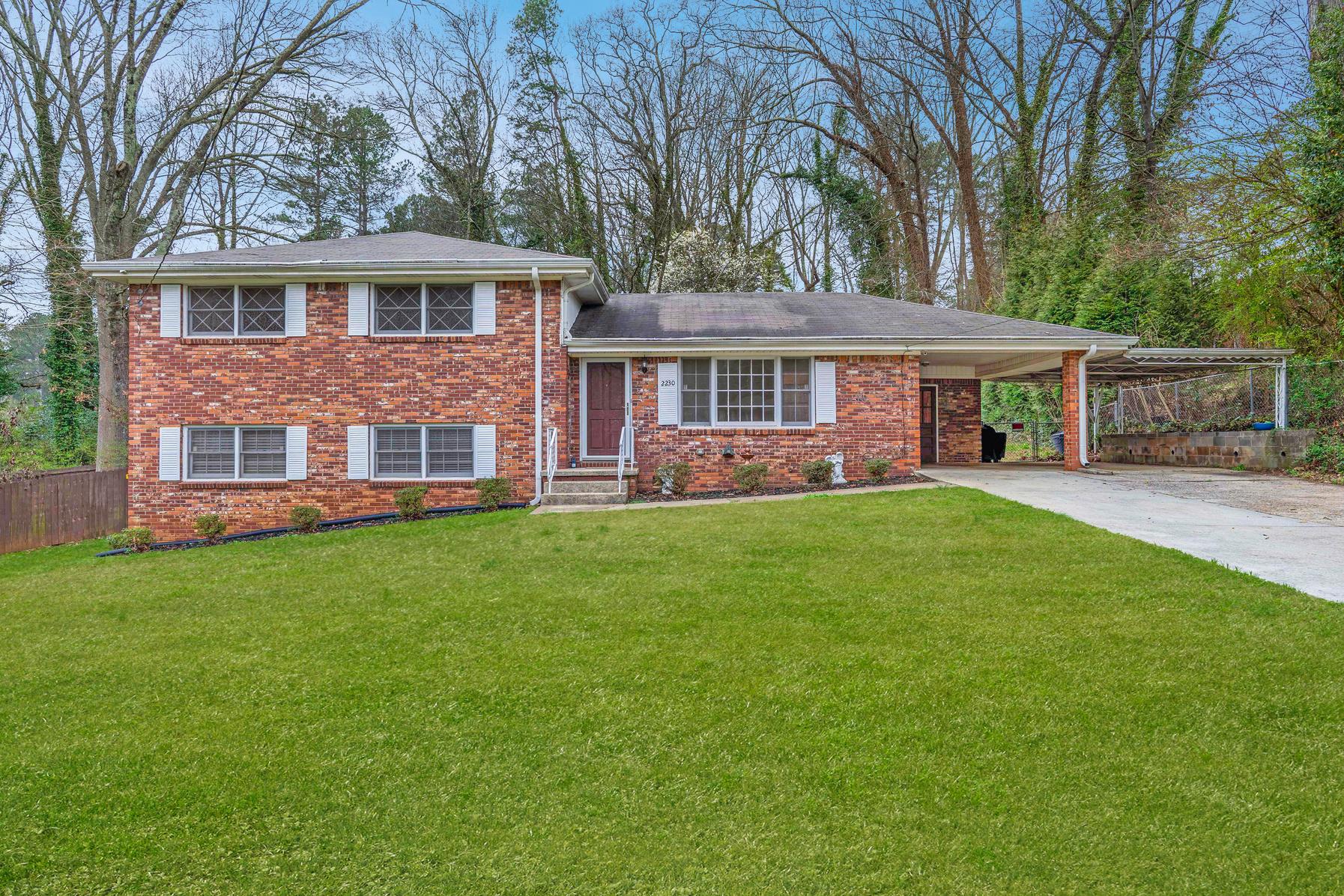 2230 Cedarbrook Ct SE East Atlanta Home for Sale by annakintown