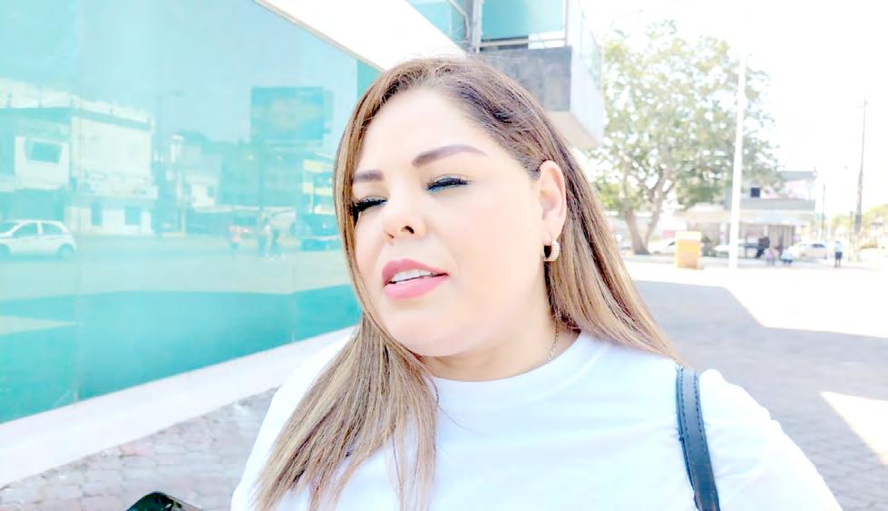 Cover for Alumnas del Tec ponen tendedero de denuncias