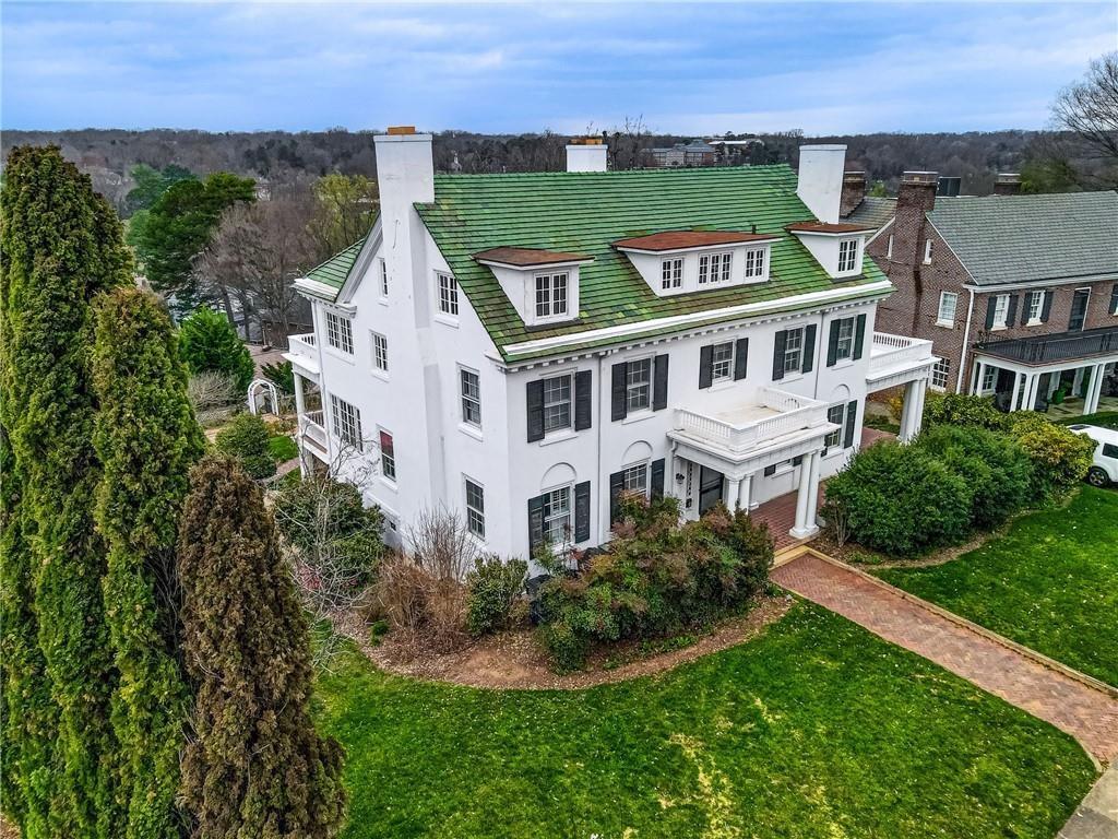 817 West End Boulevard WinstonSalem, NC by Leonard Ryden Burr Real Estate Issuu