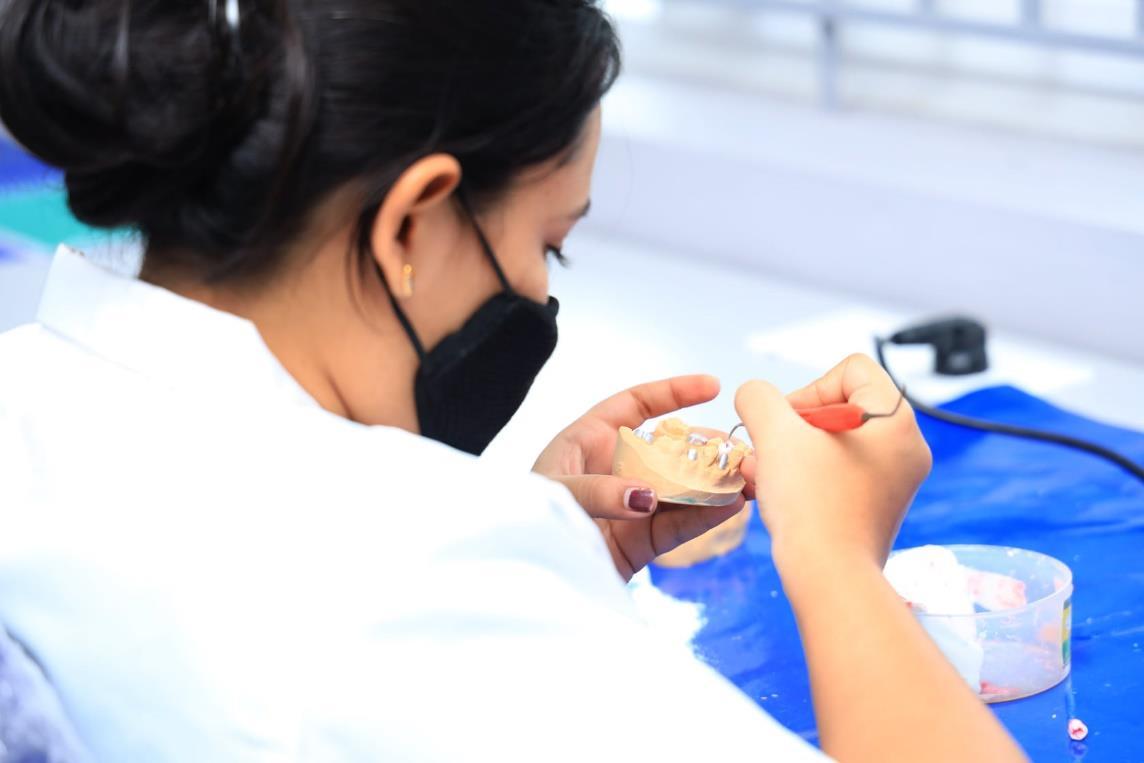 Dental Lab Technician Academy by Cochin Dental Issuu