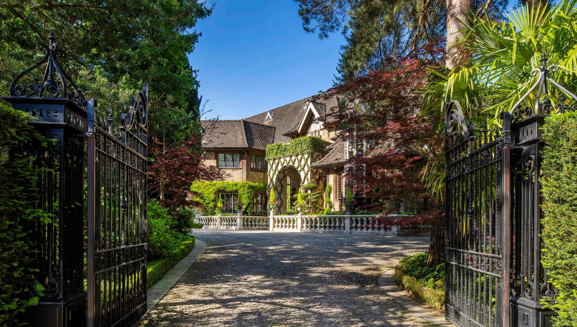 Newlands Avenue, Radlett, WD7 by Luxury Property Partners Issuu