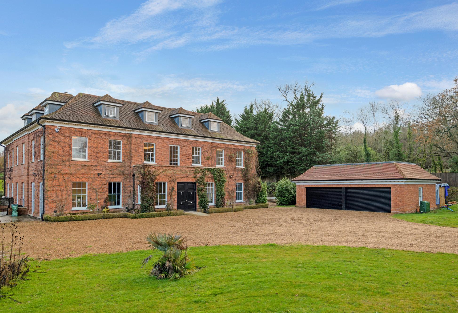Radlett, Hertfordshire, WD7 by Luxury Property Partners Issuu