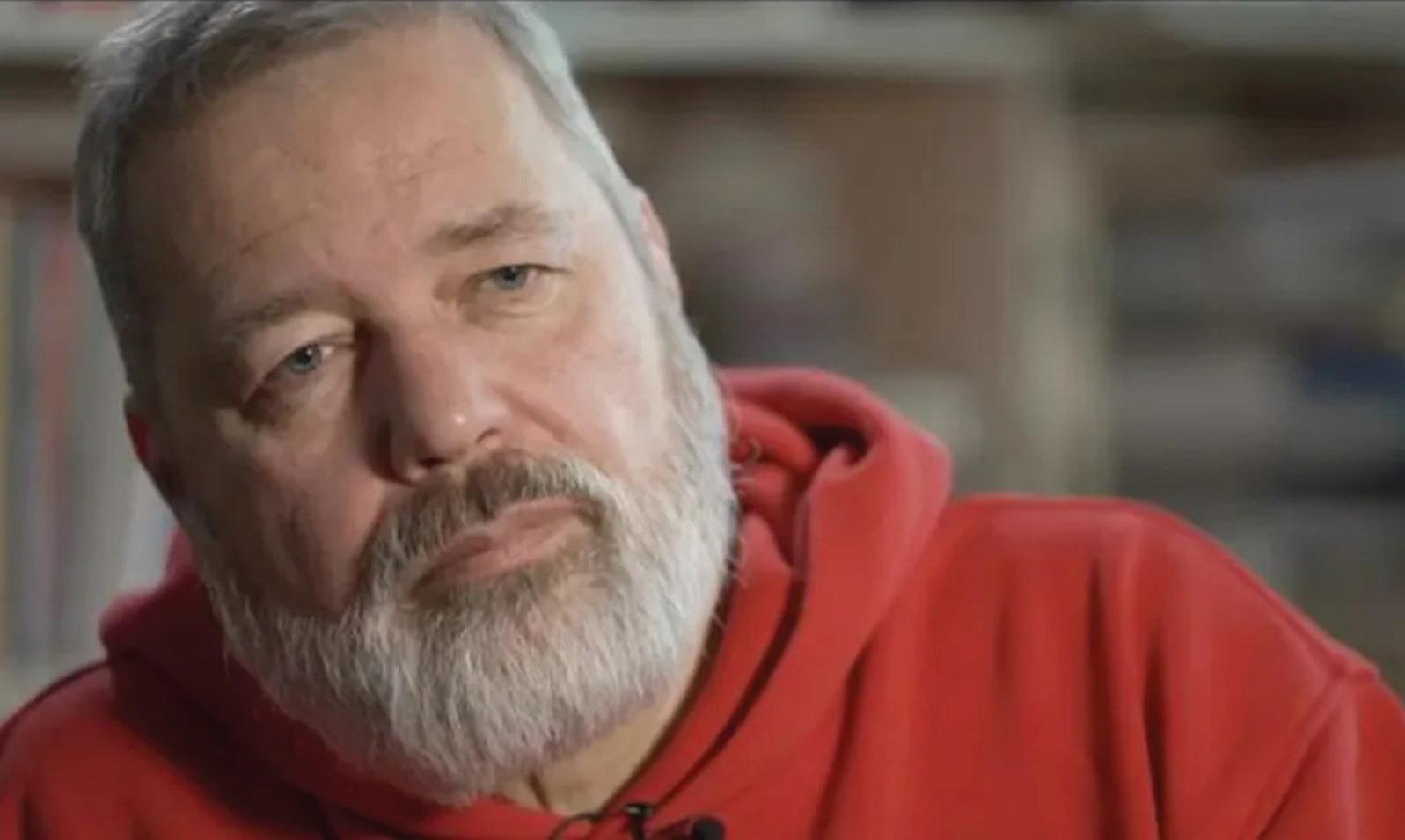 Cover for Jornalista russo premiado com Nobel adverte sobre risco nuclear com Putin