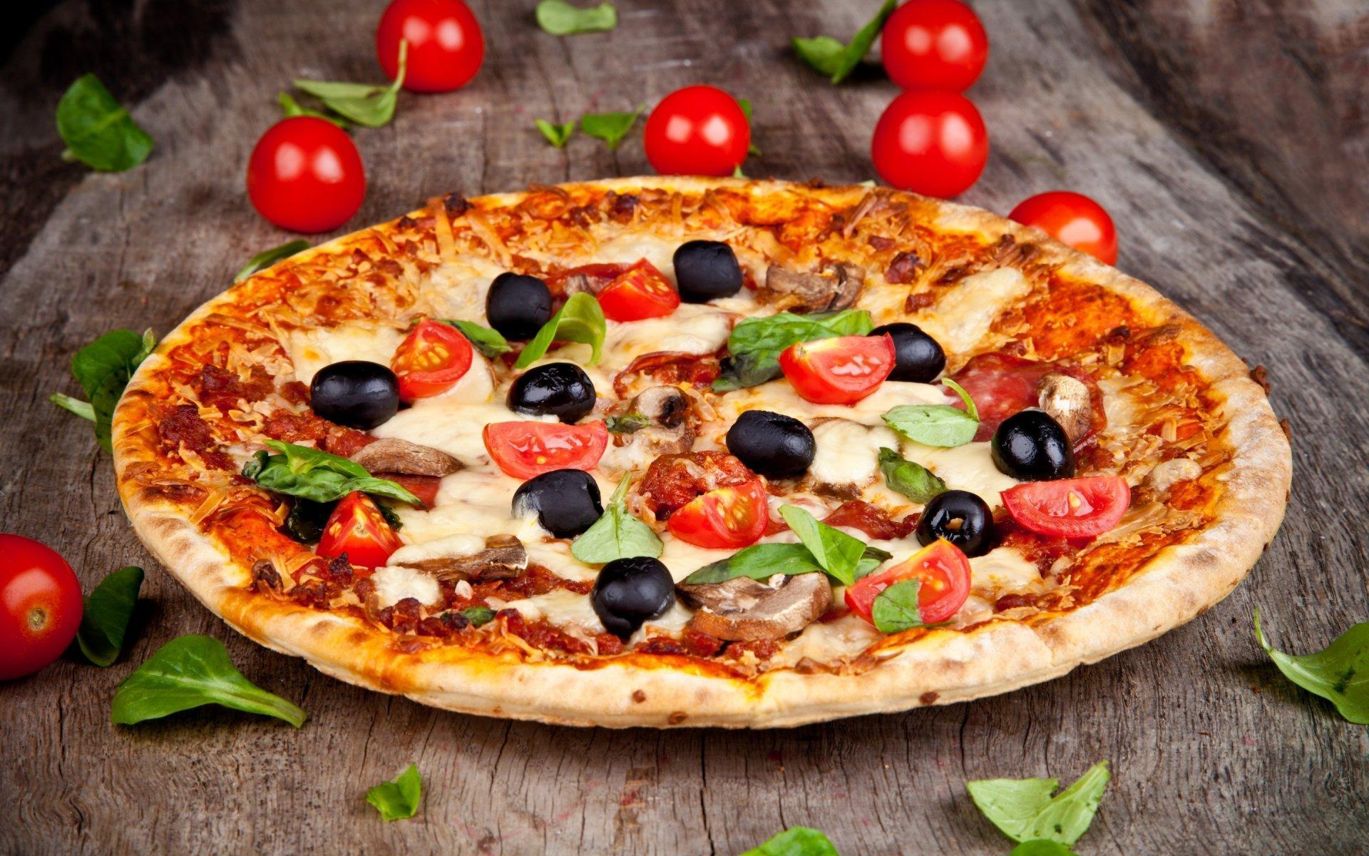 Authentic Italian Pizza Menu Now available in Rawalpindi by Crispy