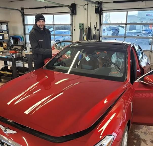 Windshield Replacement in Kitchener by Auto Glass Repair Replacement