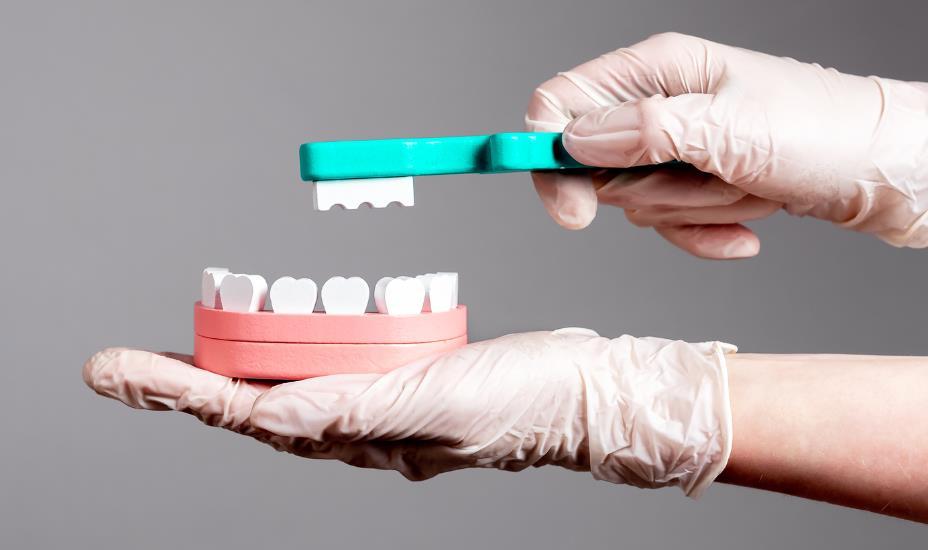 How to Choose the Best Toothpaste for Strong Teeth and Gums? by Great