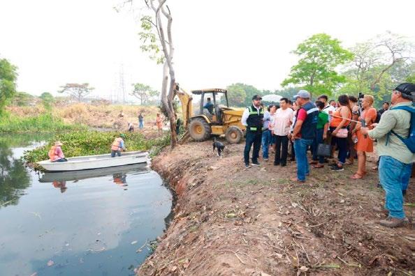 Supervisa Yolanda Osuna limpieza de canales en zona urbana para prevenir inundaciones