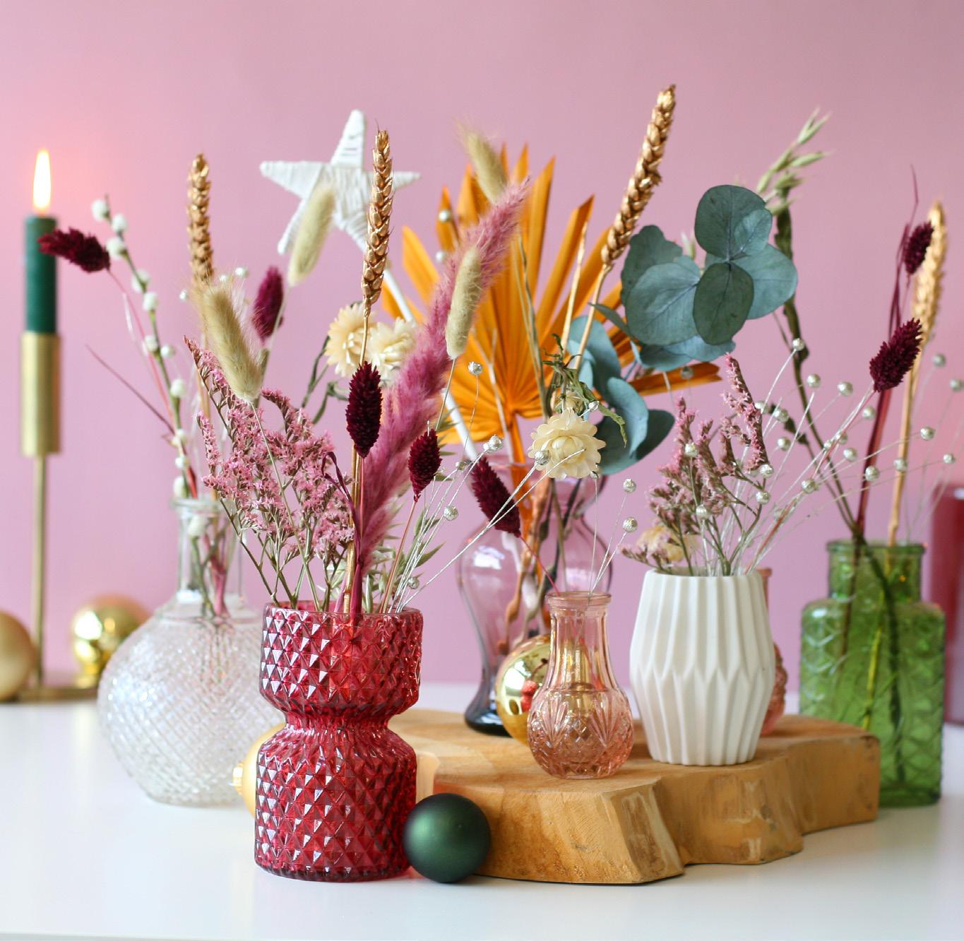BloomPost kerstbrochure 2023 by eFlora Issuu
