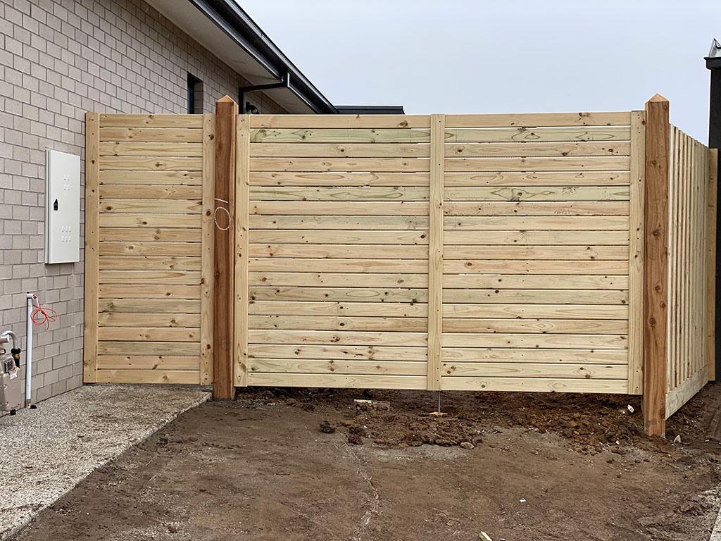 Timber fence installer Geelong by bluepebbleslandscapingandfencing Issuu