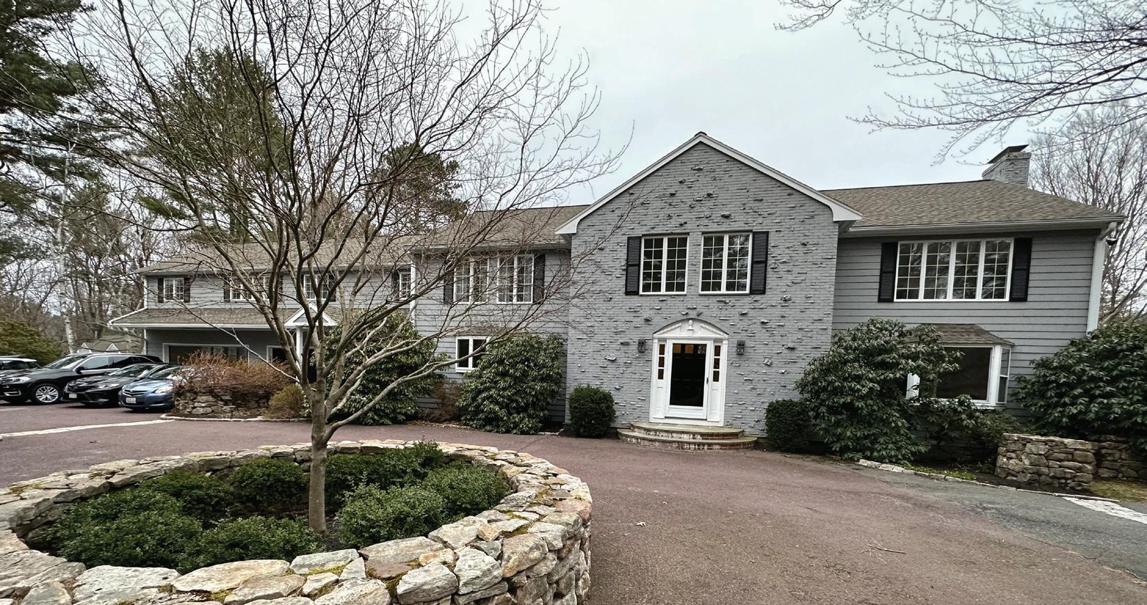 Churchill Properties Massachusetts & NH Real Estate Guide Volume 19