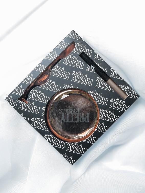 The Pretty Peepers Eye Lash Kit Everything You Need for Perfect