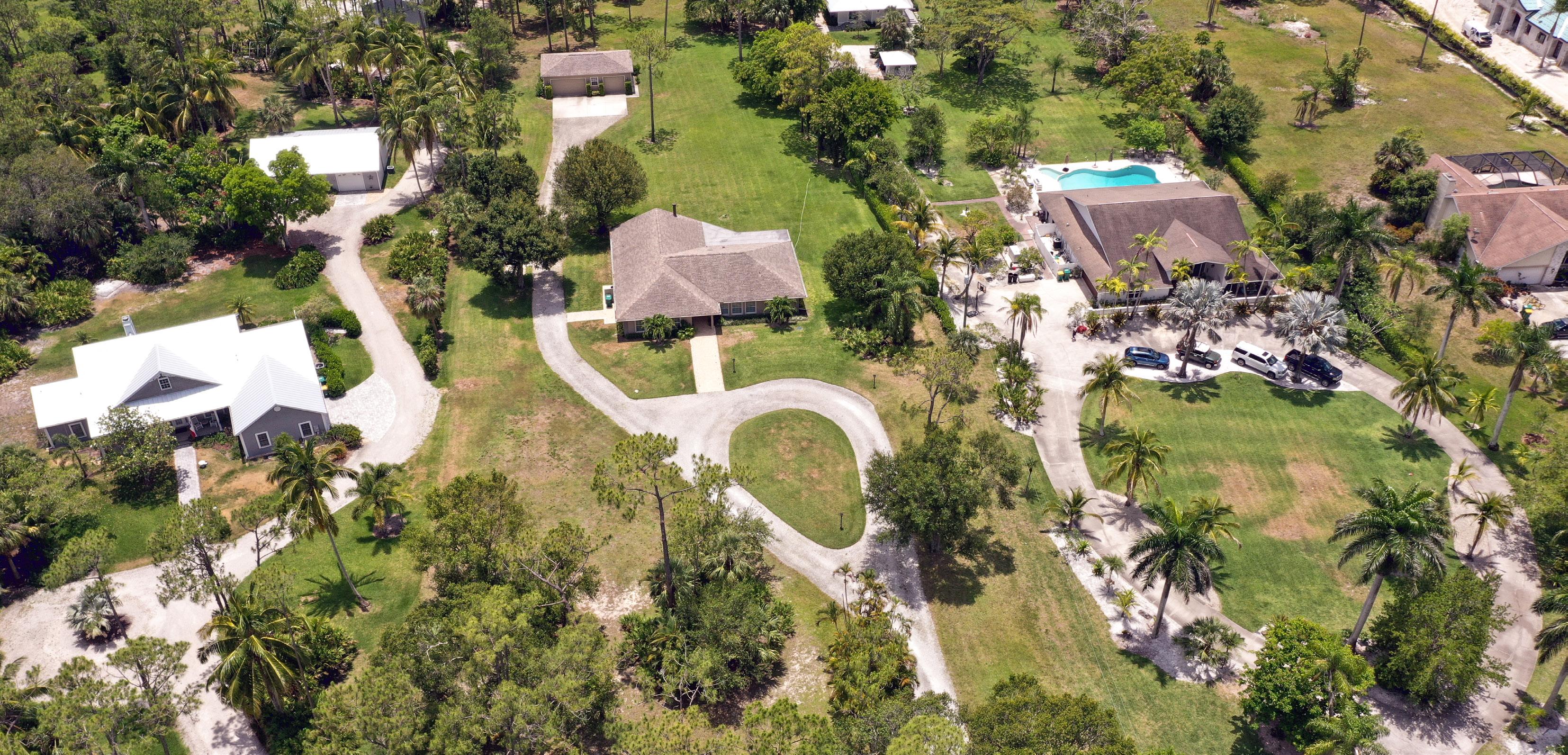 Coach House Estates 2832 Coach House Lane, Naples Florida GCIP by